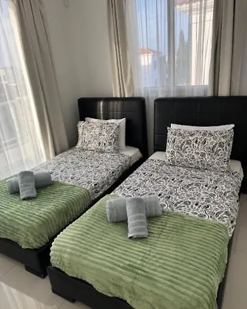 Βίλα Samantha Παραλίμνι