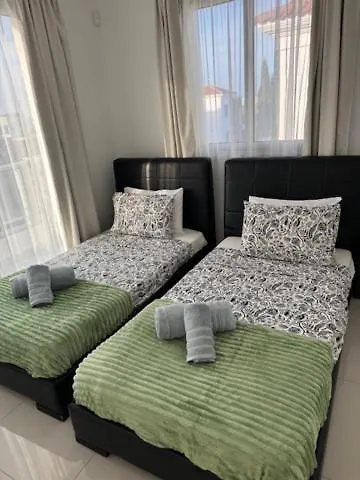 Vila Samantha Paralimni