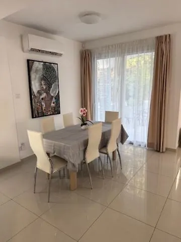 ヴィラ Samantha *